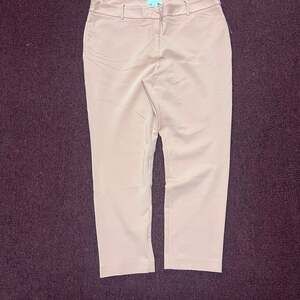 Liz Claiborne Emma Classic Fit Khaki Tan Chino Pants Womens Size 6